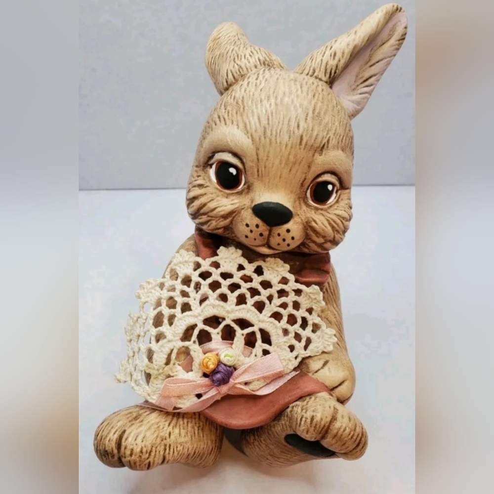 Vintage Scioto 1985 Bunny Ceramic Figurine